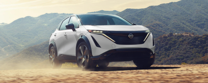 2025 Nissan Ariya White